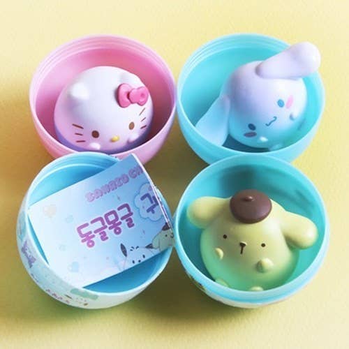 Ensemble de capsules aveugles adorables personnages ronds de Sanrio